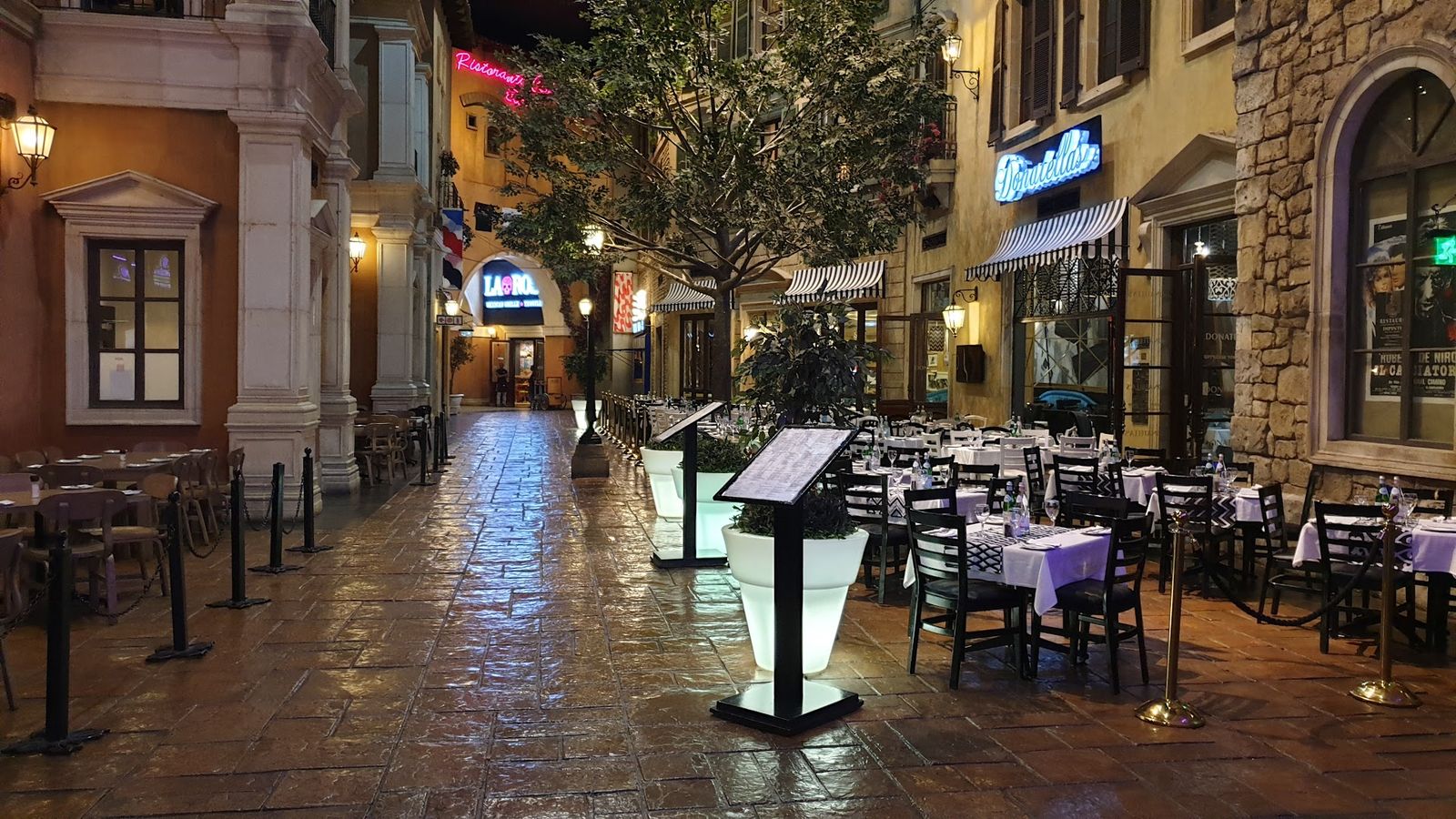 Col’Cacchio Fourways — Montecasino